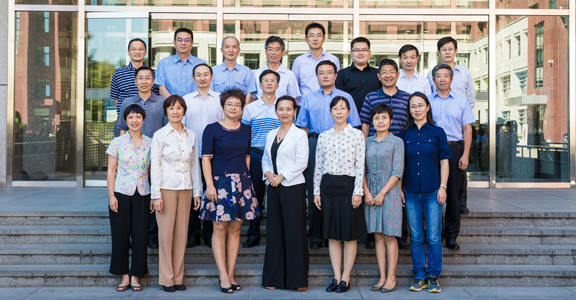 1607937371455712.jpg 财务与金融系_副本.jpg